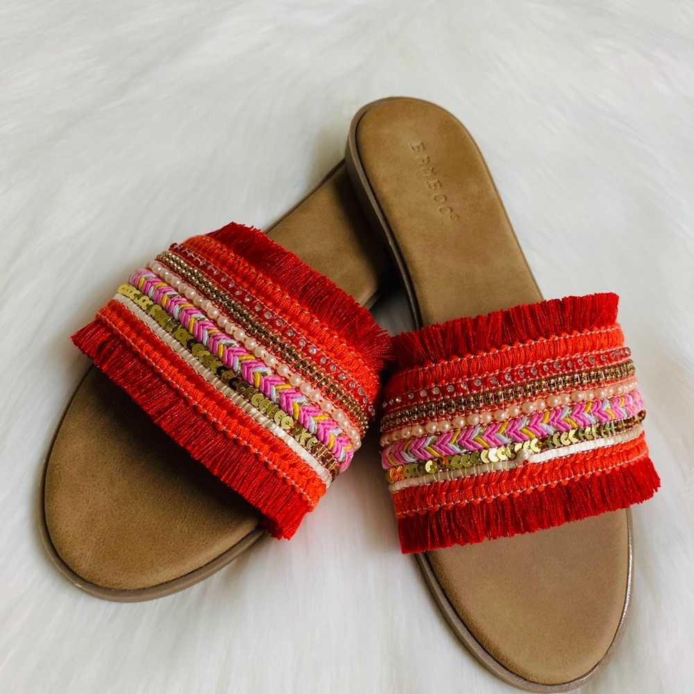 Shoes - Picture 2 of 4